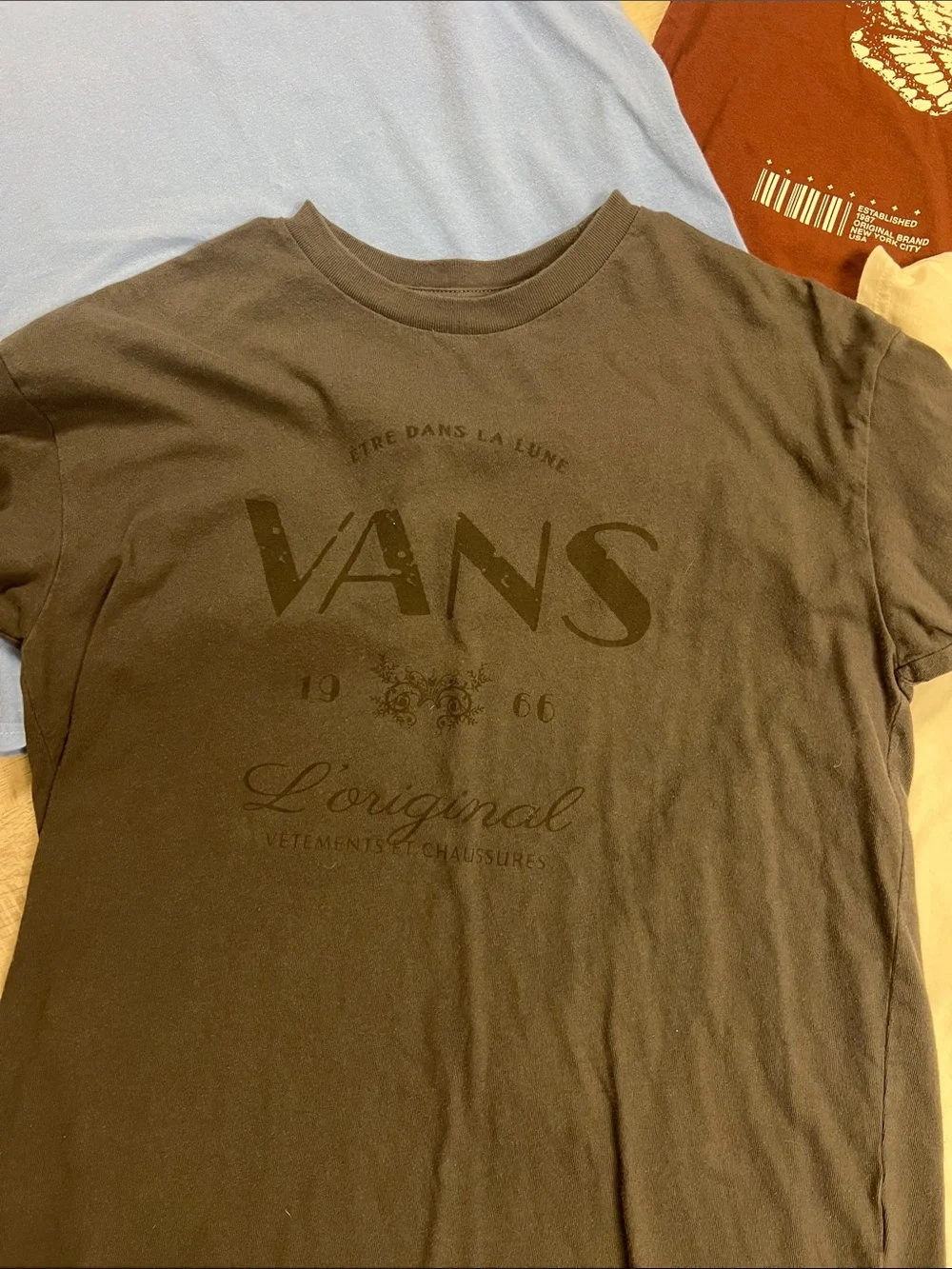 Girls Aeropostale, VANS, and other mixed oversized Tee Lot XS